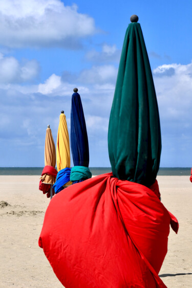 Photography titled "parasols de Deauvil…" by Pierre-Yves Rospabé, Original Artwork, Digital Photography