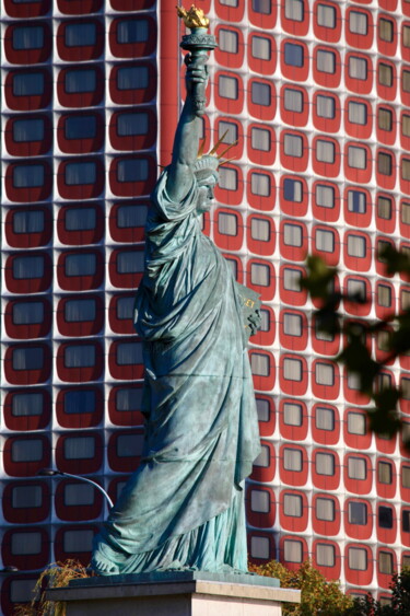 Fotografia zatytułowany „Paris, statue de la…” autorstwa Pierre-Yves Rospabé, Oryginalna praca, Fotografia cyfrowa