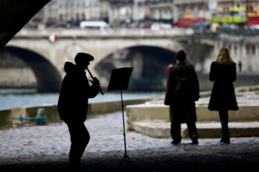 Фотография под названием "Paris, quai de Sein…" - Pierre-Yves Rospabé, Подлинное произведение искусства, Цифровая фотография