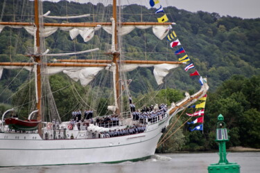 Photographie intitulée "Armada, Cuauthemoc…" par Pierre-Yves Rospabé, Œuvre d'art originale, Photographie numérique