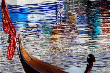 Fotografía titulada "Gondole, port de Va…" por Pierre-Yves Rospabé, Obra de arte original, Fotografía digital