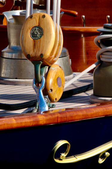 Photographie intitulée "Poulie yachting" par Pierre-Yves Rospabé, Œuvre d'art originale, Photographie numérique