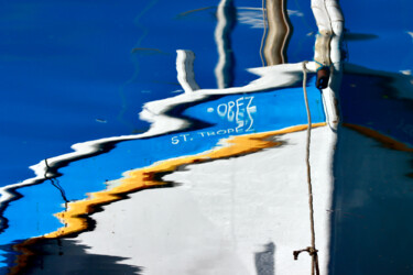 Fotografia zatytułowany „Barque Saint-Tropez” autorstwa Pierre-Yves Rospabé, Oryginalna praca, Fotografia cyfrowa