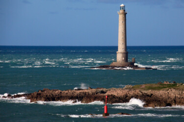 Fotografia intitolato "La Hague, phare de…" da Pierre-Yves Rospabé, Opera d'arte originale, Fotografia non manipolata