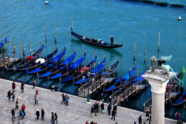 Fotografia intitolato "Venise, gondoles, c…" da Pierre-Yves Rospabé, Opera d'arte originale, Fotografia digitale