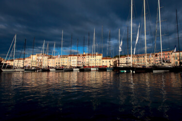 Fotografia zatytułowany „Saint-Tropez, derni…” autorstwa Pierre-Yves Rospabé, Oryginalna praca, Fotografia cyfrowa