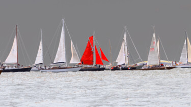 Fotografía titulada "voiles rouges de "C…" por Pierre-Yves Rospabé, Obra de arte original, Fotografía digital