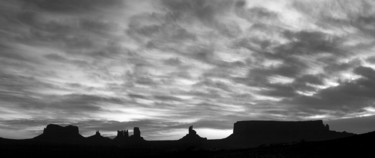 Photography titled "Monument Valley" by Andrea Pistoni, Original Artwork