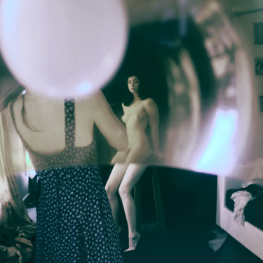 Photographie intitulée "Balls & Girls" par Patrick Jannin, Œuvre d'art originale, Photographie numérique