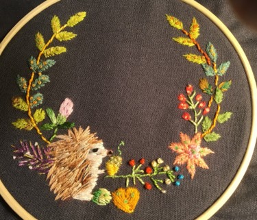 Textile Art titled "Hérisson d’automne" by Lisette, Original Artwork, Embroidery