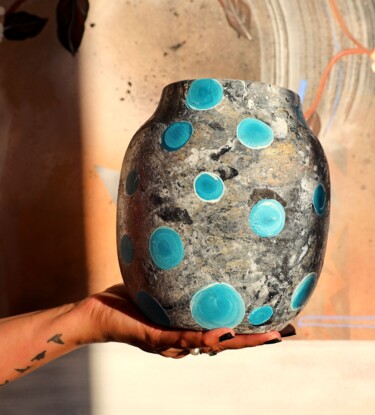 Sculpture titled "Sky is the limit 02" by Poonam Choudhary, Original Artwork, Ceramics