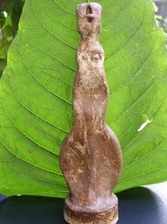 Sculptuur getiteld "Femme7" door Johnluca, Origineel Kunstwerk