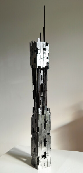 Sculpture titled "Légende" by Jerome Poumes, Original Artwork, Metals