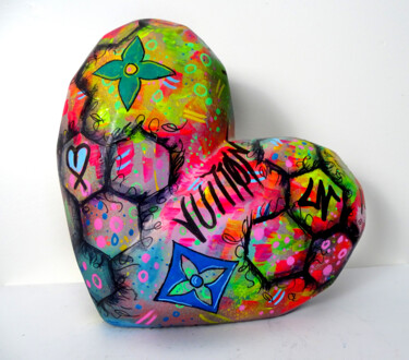 Sculpture intitulée "Sculpture Coeur Lou…" par Pvettese, Œuvre d'art originale, Bombe aérosol