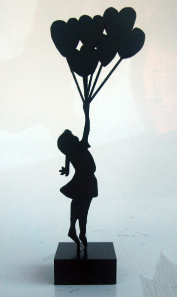 Escultura titulada "PYB Girl banksy scu…" por Pyb, Obra de arte original, Resina