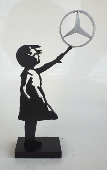 Escultura titulada "PYB Banksy girl Mer…" por Pyb, Obra de arte original, Resina