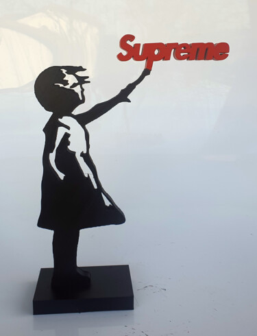 Scultura intitolato "PYB Banksy girl Sup…" da Pyb, Opera d'arte originale, Resina