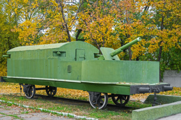 Fotografia zatytułowany „An armored train fr…” autorstwa Art$Art, Oryginalna praca, Fotografia cyfrowa