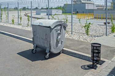 Фотография под названием "Dumpster" - Art$Art, Подлинное произведение искусства, Цифровая фотография