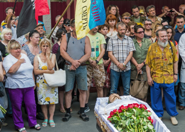 "Funeral farewell to…" başlıklı Fotoğraf Art$Art tarafından, Orijinal sanat, Dijital Fotoğrafçılık