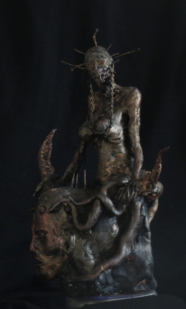 Sculpture titled "Shavaioth" by Luka Noizevul, Original Artwork, Clay