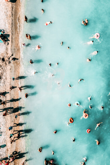 Фотография под названием "Beach Fun On Sunny…" - Radu Bercan, Подлинное произведение искусства, Цифровая фотография