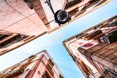 Photographie intitulée "Gothic Quarter, El…" par Radu Bercan, Œuvre d'art originale, Photographie numérique