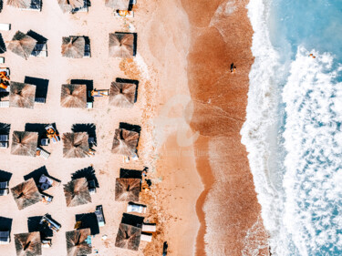 摄影 标题为“People On Beach, Ae…” 由Radu Bercan, 原创艺术品, 数码摄影