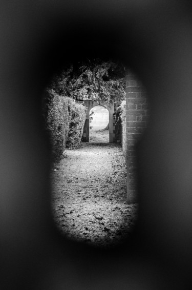 Photography titled "Through the keyhole" by Radu Ilie, Original Artwork, Digital Photography
