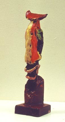 Skulptur mit dem Titel "Figürchen mit Horn" von Ralph Kleiner, Original-Kunstwerk