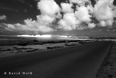 Photography titled "Road out" by Ravid Wolff, Original Artwork