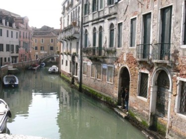 Photographie intitulée "ruelle dans Venise 2" par Roger Cornet, Œuvre d'art originale