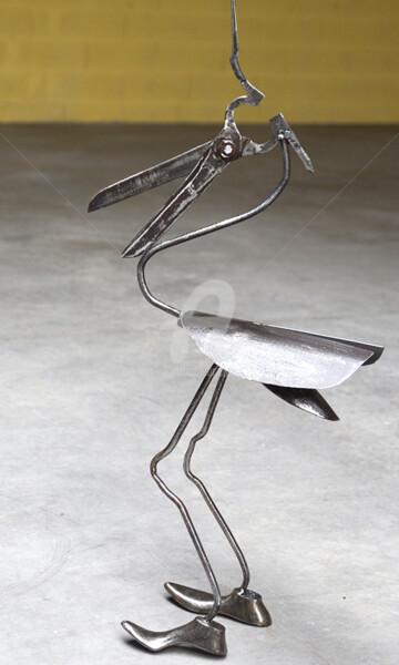 Escultura titulada "Pélican" por Recyclage Design - Réanimateur D'Objets , Obra de arte original, Metales