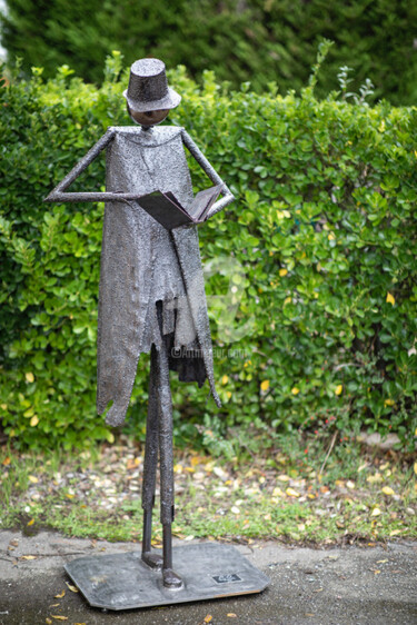 Skulptur mit dem Titel "le lecteur des pass…" von Recyclage Design - Réanimateur D'Objets , Original-Kunstwerk, Metalle