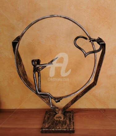 Scultura intitolato "Rêveur mains tendue…" da Recyclage Design - Réanimateur D'Objets , Opera d'arte originale, Metalli