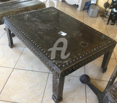 Design intitulée "Table basse métal 3…" par Recyclage Design - Réanimateur D'Objets , Œuvre d'art originale, Meuble