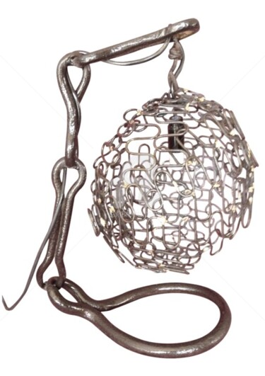 Design intitolato "Art N° 169 Lampe qu…" da Recyclage Design - Réanimateur D'Objets , Opera d'arte originale, Oggetti