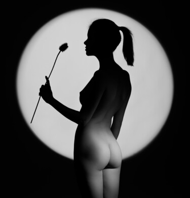 Fotografie getiteld "Девушка с колючкой." door Refat Mamutov, Origineel Kunstwerk, 2D Digital Work