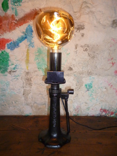 Design titled "LAMPE " CRIC DELAHA…" by Leferailleur02, Original Artwork, Luminaire