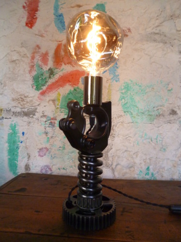 Художественная композиция под названием "Lampe design indust…" - Leferailleur02, Подлинное произведение искусства, Светильник