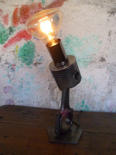Design intitulée "Lampe Piston - Diam…" par Leferailleur02, Œuvre d'art originale, Luminaire
