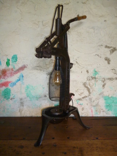 Design intitulée "LAMPE DESIGN - LA B…" par Leferailleur02, Œuvre d'art originale, Luminaire