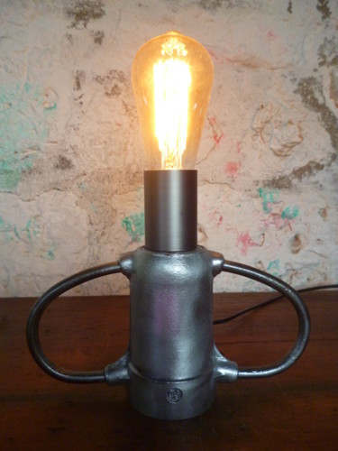 Design mit dem Titel "LAMPE BOUCHON BONBO…" von Leferailleur02, Original-Kunstwerk, Leuchte