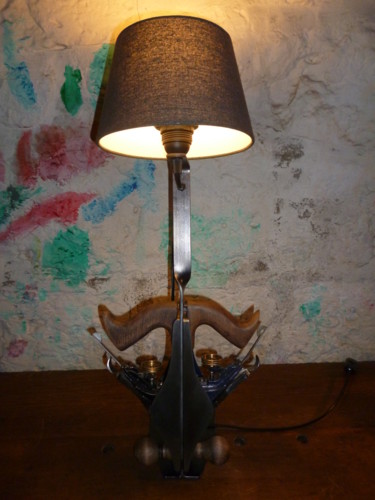 Художественная композиция под названием "LAMPE - RABOTS ANGL…" - Leferailleur02, Подлинное произведение искусства, Светильник