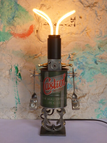 Design mit dem Titel "CASTROL" von Leferailleur02, Original-Kunstwerk, Leuchte