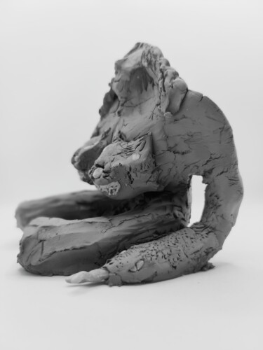 Sculpture titled "femme loup" by Régis Duprat, Original Artwork, Clay