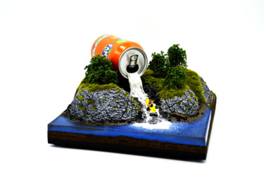 Скульптура под названием "Fanta River" - Régis Gomez., Подлинное произведение искусства, Смола