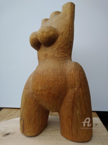 Sculpture titled "Kleine Dralle" by Reiner Poser, Original Artwork, Wood