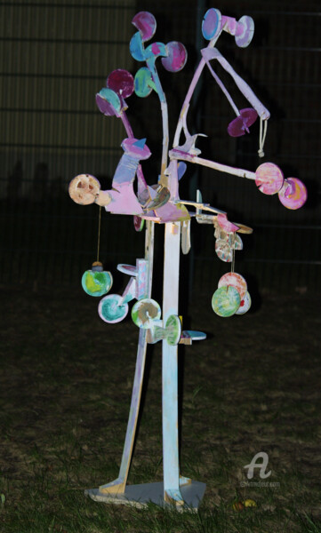 Skulptur mit dem Titel "Der Osterbaum" von Reiner Poser, Original-Kunstwerk, Holz