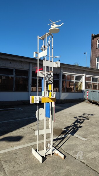 Sculptuur getiteld "The Tower for Health" door Reiner Poser, Origineel Kunstwerk, Hout